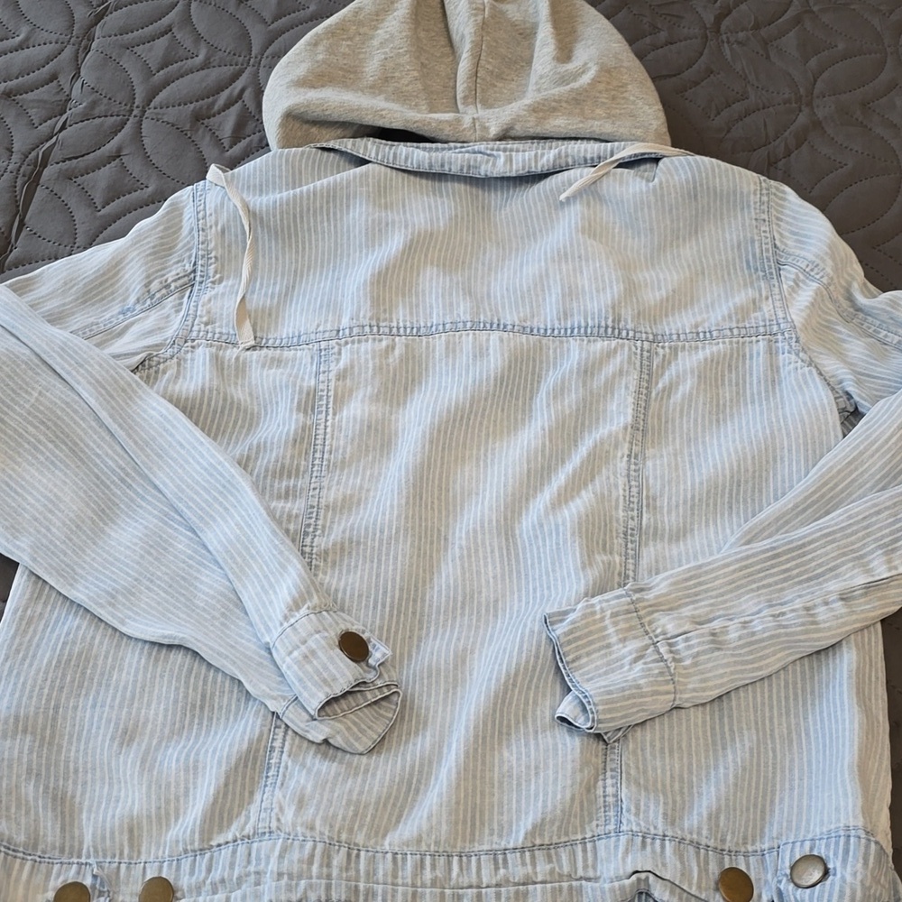 Michael Stars Blue Striped Shirt Jacket - Picture 11 of 11